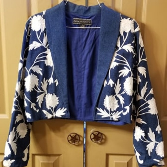 New Identity Crop Blazer Embroidered Floral Sz M - Picture 1 of 4